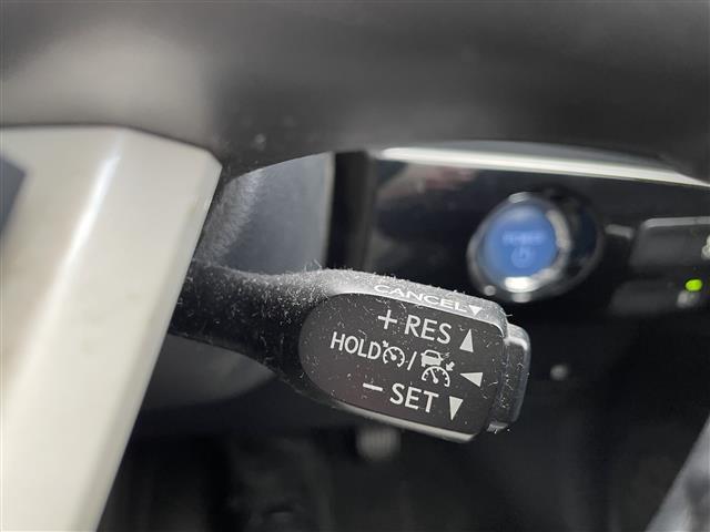 プリウス Ｓ　純正９型ナビＴＶ　バックカメラ　ビルトインＥＴＣ　レーダークルーズコントロール　衝突軽減ブレーキ　ＬＥＤヘッドライト　プッシュスタート　スマートキー（16枚目）