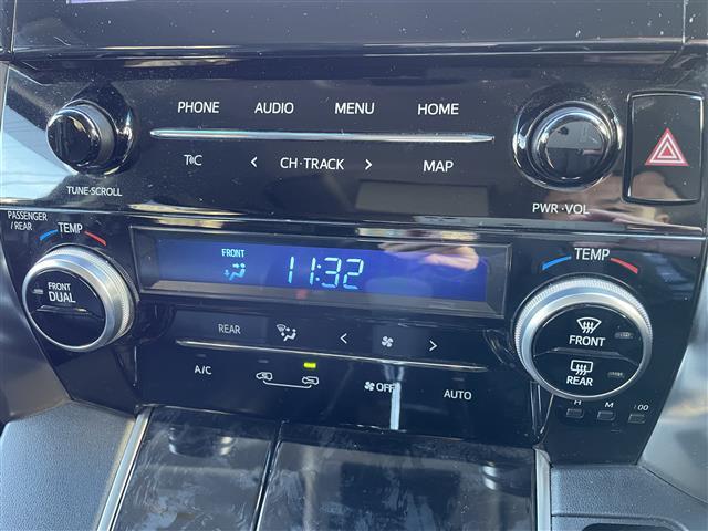 アルファード 2.5S 純正9型ナビTV+純正フリップダウンモニター バックカメラ ビルトインETC 両側パワースラドドア LEDヘッドライト 純正18インチアルミ クリアランスソナー プッシュスタート スマートキー(13枚目)