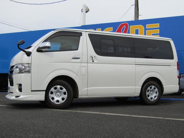 ハイエースバン スーパーＧＬ　ダークプライム　純正ナビゲーション　フルセグテレビ　バックカメラ　ＥＴＣ　ＬＥＤヘッドライト　スマートキー　ベッドキット　ハーフレザー　両側スライドドア（8枚目）