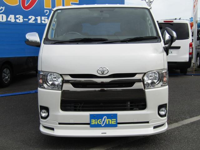 ハイエースバン スーパーＧＬ　ダークプライム　純正ナビゲーション　フルセグテレビ　バックカメラ　ＥＴＣ　ＬＥＤヘッドライト　スマートキー　ベッドキット　ハーフレザー　両側スライドドア（12枚目）