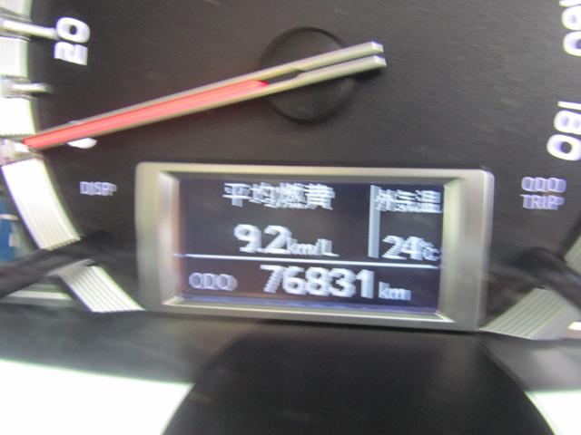 ハイエースバン スーパーＧＬ　ダークプライム　純正ナビゲーション　フルセグテレビ　バックカメラ　ＥＴＣ　ＬＥＤヘッドライト　スマートキー　ベッドキット　ハーフレザー　両側スライドドア（19枚目）