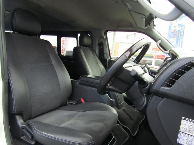 ハイエースバン スーパーＧＬ　ダークプライム　純正ナビゲーション　フルセグテレビ　バックカメラ　ＥＴＣ　ＬＥＤヘッドライト　スマートキー　ベッドキット　ハーフレザー　両側スライドドア（20枚目）