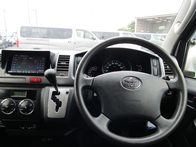 ハイエースバン ロングスーパーＧＬ　社外ナビゲーション　フルセグテレビ　バックカメラ　助手席エアバック　ベッドキット　ＥＴ　ＡＣ１００Ｖ　社外アルミホイール（24枚目）