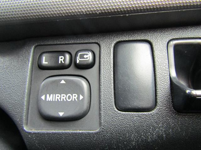 ハイエースバン ロングスーパーＧＬ　社外ナビゲーション　フルセグテレビ　バックカメラ　助手席エアバック　ベッドキット　ＥＴ　ＡＣ１００Ｖ　社外アルミホイール（26枚目）