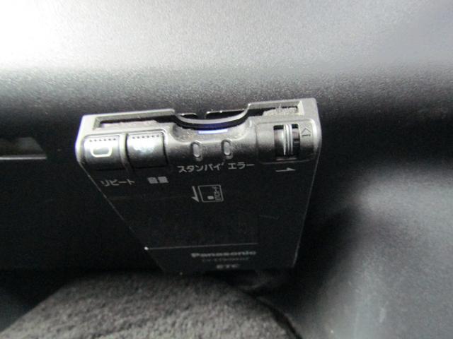 ハイエースバン ロングスーパーＧＬ　社外ナビゲーション　フルセグテレビ　バックカメラ　助手席エアバック　ベッドキット　ＥＴ　ＡＣ１００Ｖ　社外アルミホイール（34枚目）