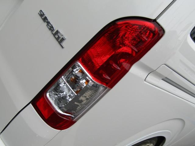 ハイエースバン ロングスーパーＧＬ　社外ナビゲーション　フルセグテレビ　バックカメラ　助手席エアバック　ベッドキット　ＥＴ　ＡＣ１００Ｖ　社外アルミホイール（40枚目）