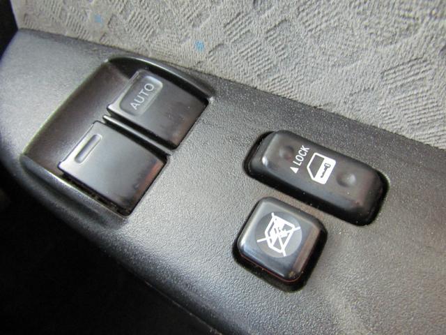 ハイエースバン ロングスーパーGL 社外ナビゲーション ワンセグテレビ ETC バックカメラ 助手席エアバック 両側スライドドア 電動格納ミラー キーレスエントリー(24枚目)