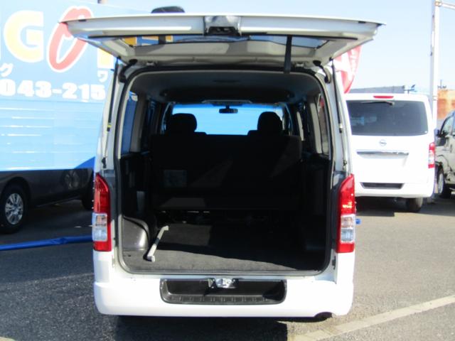 ハイエースバン ロングスーパーＧＬ　社外ナビゲーション　フルセグテレビ　ブルートゥース　バックカメラ　ＥＴＣ　ＡＣ１００Ｖ　助手席エアバック　両側スライドドア（42枚目）
