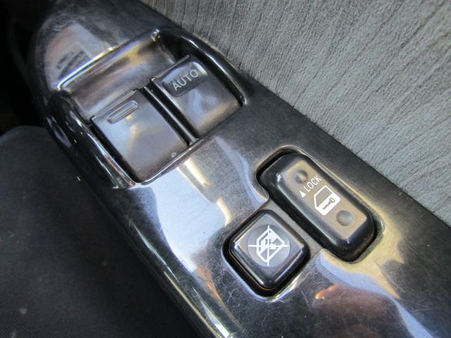 ハイエースバン ロングスーパーGL 純正ナビゲーション フルセグテレビ ブルートゥース バックカメラ ETC HIDヘッドライト 両側スライドドア キーレスエントリー(24枚目)