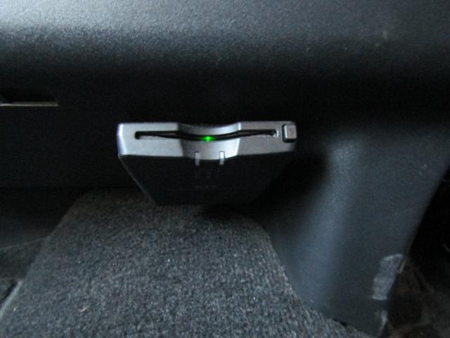 ハイエースバン ロングスーパーGL 純正ナビゲーション フルセグテレビ ブルートゥース バックカメラ ETC HIDヘッドライト 両側スライドドア キーレスエントリー(27枚目)