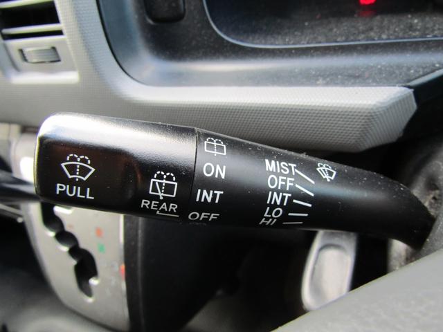 ハイエースバン ロングDX GLパッケージ 社外ナビゲーション フルセグテレビ ブルートゥース ETC 両側スライドドア 6人乗り キーレスエントリー オールペイント(29枚目)