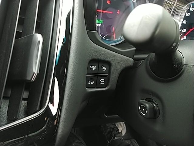 クラウン RSアドバンス Four ワンオーナー 革シート キーレス フルセグ ナビ&TV 18アルミホイール アイドリングストップ エアバッグ 電動シート オートマ ディーラー車 フル装備 安全装備 助手席エアバッグ サイドエアバッグ(17枚目)