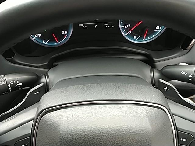 クラウン RSアドバンス Four ワンオーナー 革シート キーレス フルセグ ナビ&TV 18アルミホイール アイドリングストップ エアバッグ 電動シート オートマ ディーラー車 フル装備 安全装備 助手席エアバッグ サイドエアバッグ(19枚目)