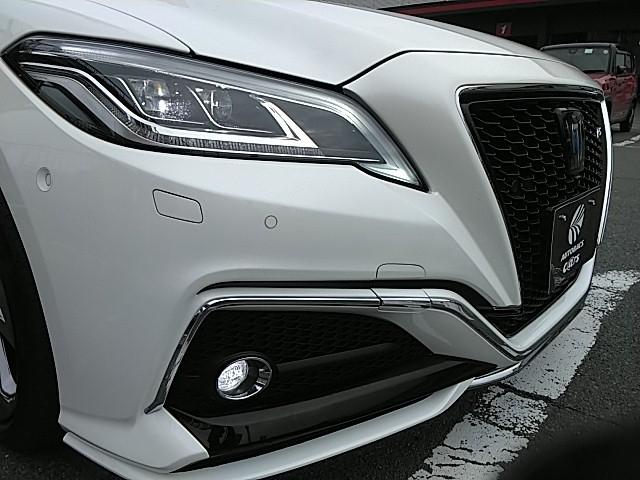 クラウン RSアドバンス Four ワンオーナー 革シート キーレス フルセグ ナビ&TV 18アルミホイール アイドリングストップ エアバッグ 電動シート オートマ ディーラー車 フル装備 安全装備 助手席エアバッグ サイドエアバッグ(20枚目)