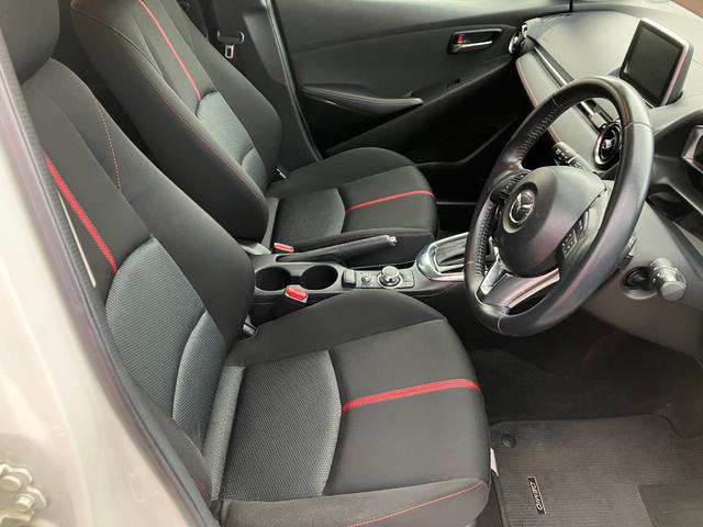 デミオ XDツーリング 純正ナビ・シートヒーター・ETC・プッシュスタート・クルーズコントロール・ヘッドアップディスプレイ・LEDヘッドライト・オートライト・16インチアルミ(24枚目)