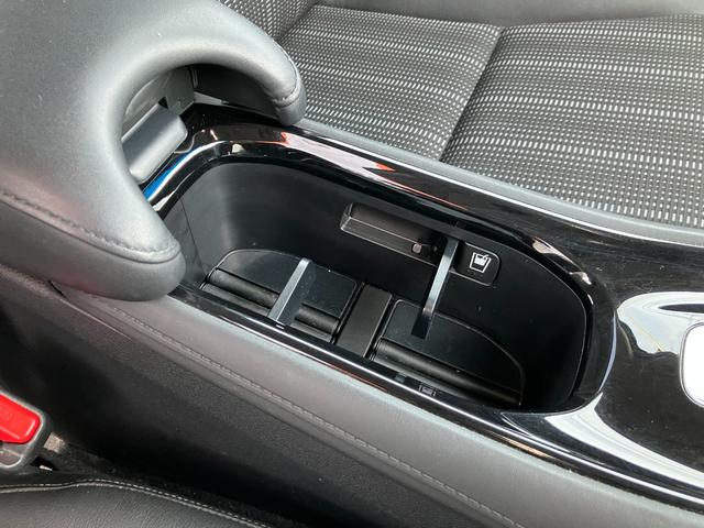 ヴェゼル ハイブリッドＺ・ホンダセンシング　純正メモリーナビ、シートヒーター、純正エンジンスターター、電動パーキング、オートクルーズ、ＬＥＤヘッドライト、オートライトー、レーンキープアシスト、バックカメラ、ＥＴＣ、ワンオーナー車（31枚目）