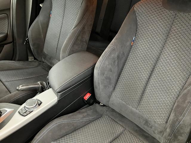 1シリーズ 118d Mスポーツ 純正ナビ、Bluetooth、LEDヘッドライト、プッシュスタート、レーンキープアシスト、17インチアルミ(40枚目)