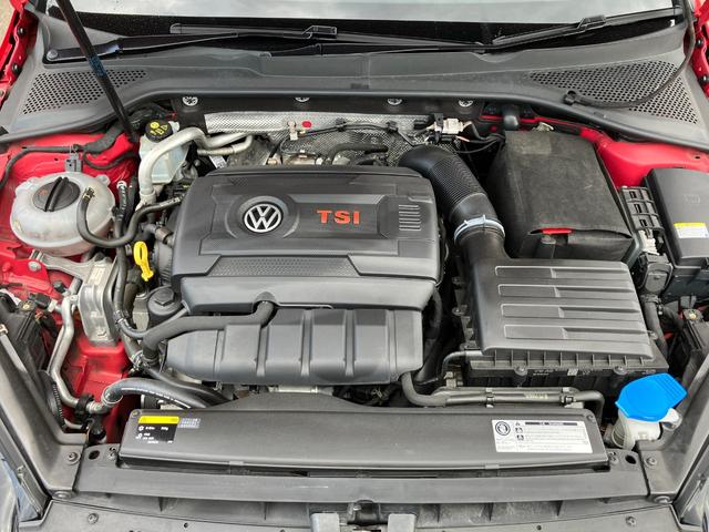 ゴルフＧＴＩ ベースグレード　ワンオーナー　純正オーディオ　ＥＴＣ　スタッドレスタイヤ　正規ディーラー車　右ハンドル　禁煙車　アルミホイール　パワーシート　オートクルーズコントロール（25枚目）