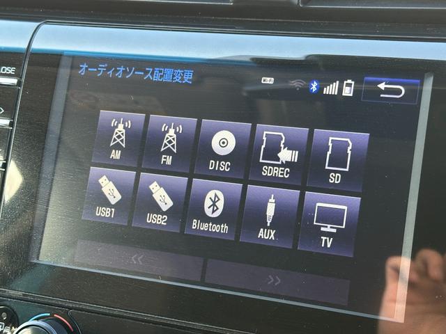 カムリ ＷＳレザーパッケージ　パノラマルーフ／純正ナビ／ヘッドアップディスプレイ／バックカメラ／テレビ／シートヒーター／パドルシフト／ブラインドスポットモニター／オートハイビーム／ＥＴＣ／ＬＥＤヘッドライト／クリアランスソナー（30枚目）