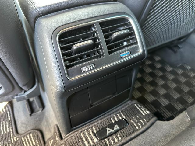 Ａ４アバント ２．０ＴＦＳＩ　クワトロ／４ＷＤ／純正ナビ／バックカメラ／ＥＴＣ／クリアランスソナー／パワーシート／シートヒーター／１７インチ純正アルミホイール／スマートキー／プッシュスタート／電動格納ミラー／アイドリングストップ（48枚目）
