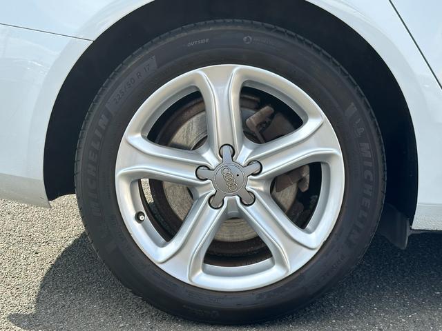 Ａ４アバント ２．０ＴＦＳＩ　クワトロ／４ＷＤ／純正ナビ／バックカメラ／ＥＴＣ／クリアランスソナー／パワーシート／シートヒーター／１７インチ純正アルミホイール／スマートキー／プッシュスタート／電動格納ミラー／アイドリングストップ（62枚目）