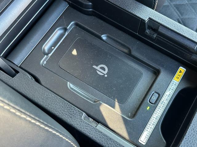 ハリアー プレミアム アドバンスドパッケージ 4WD/純正8型ナビ/全方位カメラ/JBLサウンド/トヨタセーフティセンス/レーダークルーズコントロール/衝突軽減装置/パワーバックドア/パワーシート/スマートキー/オートハイビーム/電動チルト(10枚目)