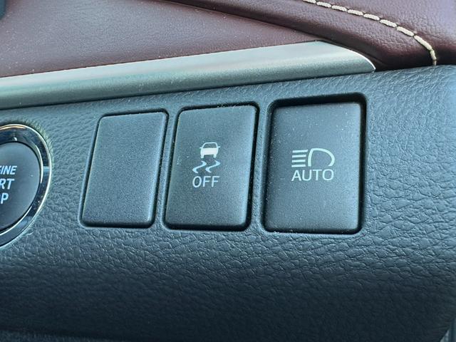 ハリアー プレミアム アドバンスドパッケージ 4WD/純正8型ナビ/全方位カメラ/JBLサウンド/トヨタセーフティセンス/レーダークルーズコントロール/衝突軽減装置/パワーバックドア/パワーシート/スマートキー/オートハイビーム/電動チルト(31枚目)