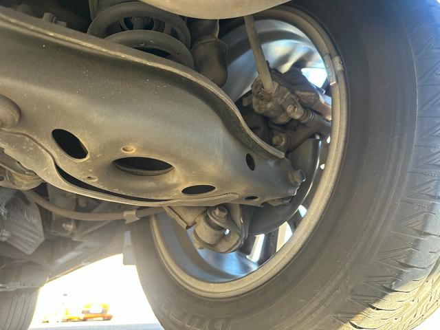 ハリアー プレミアム アドバンスドパッケージ 4WD/純正8型ナビ/全方位カメラ/JBLサウンド/トヨタセーフティセンス/レーダークルーズコントロール/衝突軽減装置/パワーバックドア/パワーシート/スマートキー/オートハイビーム/電動チルト(58枚目)