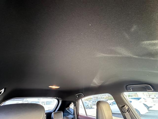 ハリアー プレミアム アドバンスドパッケージ 4WD/純正8型ナビ/全方位カメラ/JBLサウンド/トヨタセーフティセンス/レーダークルーズコントロール/衝突軽減装置/パワーバックドア/パワーシート/スマートキー/オートハイビーム/電動チルト(63枚目)