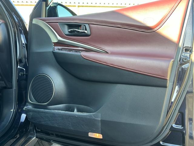 ハリアー プレミアム アドバンスドパッケージ 4WD/純正8型ナビ/全方位カメラ/JBLサウンド/トヨタセーフティセンス/レーダークルーズコントロール/衝突軽減装置/パワーバックドア/パワーシート/スマートキー/オートハイビーム/電動チルト(64枚目)