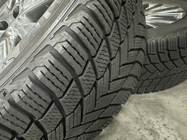 ハリアー プレミアム アドバンスドパッケージ 4WD/純正8型ナビ/全方位カメラ/JBLサウンド/トヨタセーフティセンス/レーダークルーズコントロール/衝突軽減装置/パワーバックドア/パワーシート/スマートキー/オートハイビーム/電動チルト(76枚目)