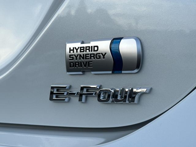 カムリ WSレザーパッケージ 4WD 後期型/4WD/GRフルエアロ/TRDドレスアップマフラー/全方位カメラ/JBL/純正ナビ/ディスプレイオーディオ/ヘッドアップディスプレイ/ブラインドスポットモニター/ETC2.0/フルレザーシート(7枚目)