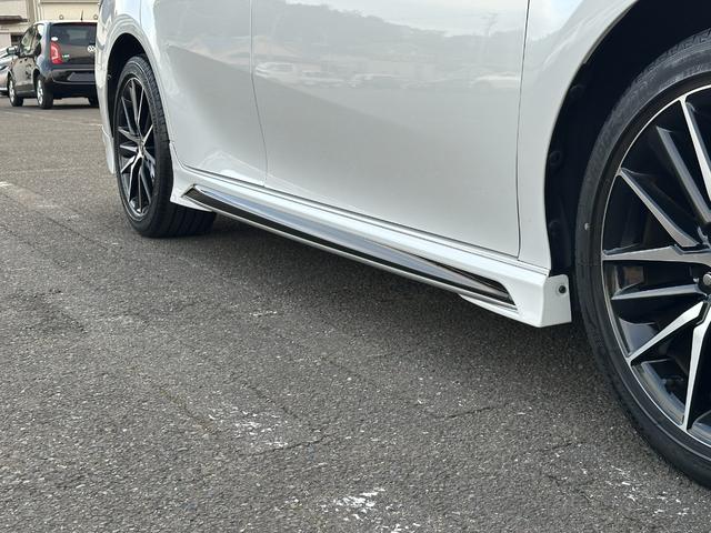 カムリ WSレザーパッケージ 4WD 後期型/4WD/GRフルエアロ/TRDドレスアップマフラー/全方位カメラ/JBL/純正ナビ/ディスプレイオーディオ/ヘッドアップディスプレイ/ブラインドスポットモニター/ETC2.0/フルレザーシート(10枚目)