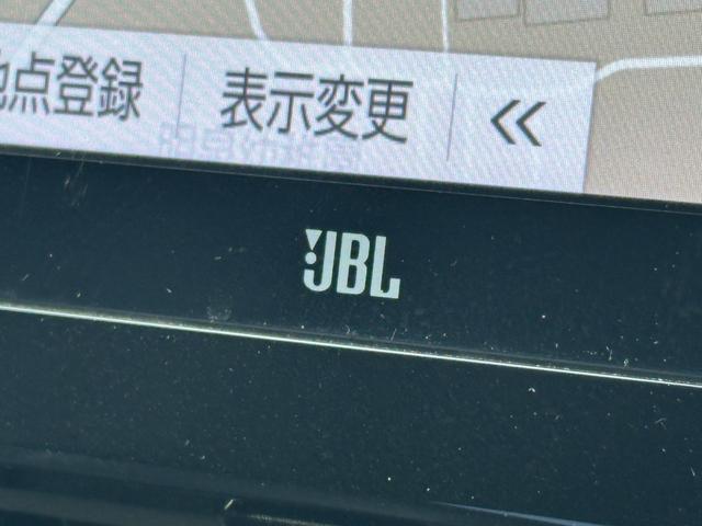 カムリ WSレザーパッケージ 4WD 後期型/4WD/GRフルエアロ/TRDドレスアップマフラー/全方位カメラ/JBL/純正ナビ/ディスプレイオーディオ/ヘッドアップディスプレイ/ブラインドスポットモニター/ETC2.0/フルレザーシート(13枚目)