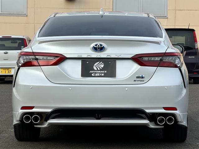 カムリ WSレザーパッケージ 4WD 後期型/4WD/GRフルエアロ/TRDドレスアップマフラー/全方位カメラ/JBL/純正ナビ/ディスプレイオーディオ/ヘッドアップディスプレイ/ブラインドスポットモニター/ETC2.0/フルレザーシート(16枚目)