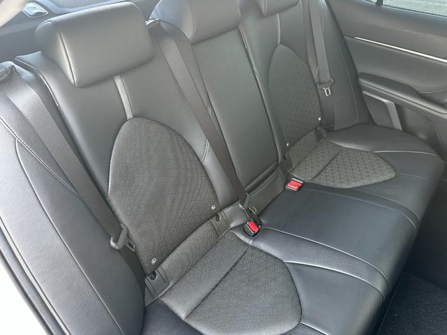 カムリ WSレザーパッケージ 4WD 後期型/4WD/GRフルエアロ/TRDドレスアップマフラー/全方位カメラ/JBL/純正ナビ/ディスプレイオーディオ/ヘッドアップディスプレイ/ブラインドスポットモニター/ETC2.0/フルレザーシート(35枚目)