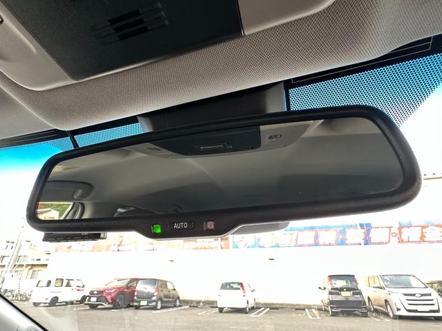 カムリ WSレザーパッケージ 4WD 後期型/4WD/GRフルエアロ/TRDドレスアップマフラー/全方位カメラ/JBL/純正ナビ/ディスプレイオーディオ/ヘッドアップディスプレイ/ブラインドスポットモニター/ETC2.0/フルレザーシート(51枚目)