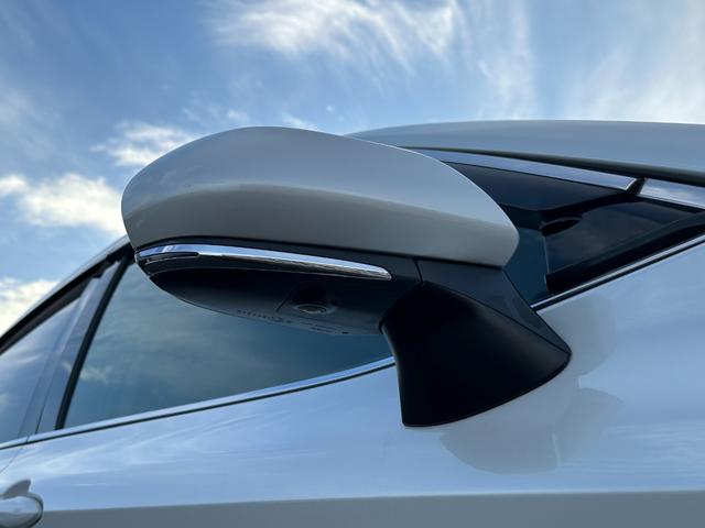 カムリ WSレザーパッケージ 4WD 後期型/4WD/GRフルエアロ/TRDドレスアップマフラー/全方位カメラ/JBL/純正ナビ/ディスプレイオーディオ/ヘッドアップディスプレイ/ブラインドスポットモニター/ETC2.0/フルレザーシート(72枚目)