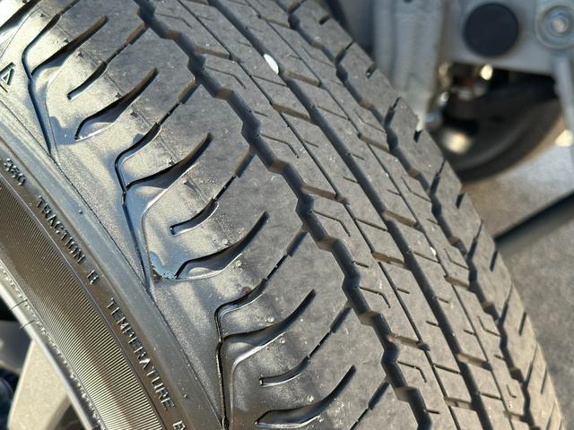 基本保証（３ヵ月ｏｒ３，０００ｋｍまで）を中古車にもお付けしています※対象車両は初年度登録から１０年以下、走行距離８１，０００ｋｍ以下の国産車、車検適応車両、軽度の修復歴のある車両となります