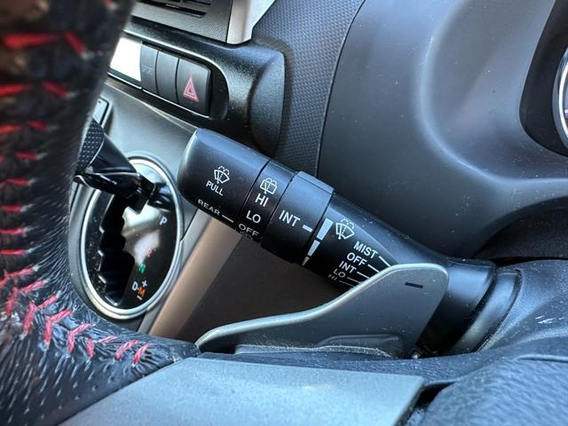 ウィッシュ ２．０Ｚ　社外ナビ／バックカメラ／クルーズコントロール／３列シート／ＥＴＣ２．０／ＣＤ＆ＤＶＤ再生／ブルーレイ対応／ブルートゥース再生／スマートキー／キーレスエントリー／パワーウィンドウ／パワーステアリング（17枚目）