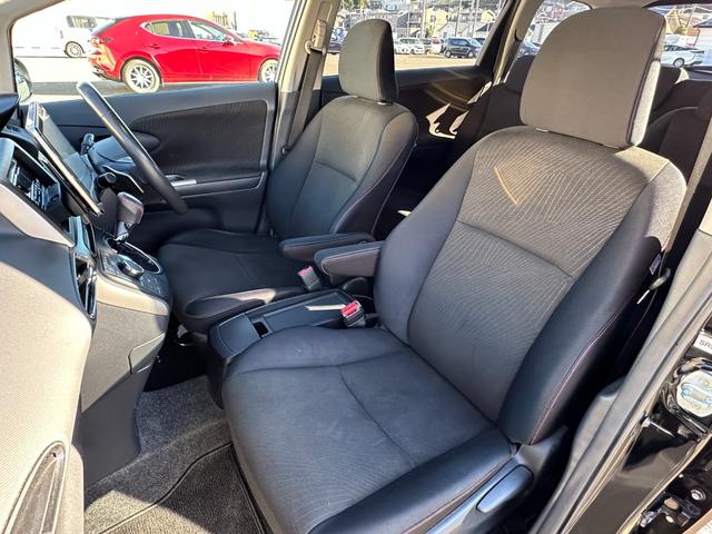 ウィッシュ ２．０Ｚ　社外ナビ／バックカメラ／クルーズコントロール／３列シート／ＥＴＣ２．０／ＣＤ＆ＤＶＤ再生／ブルーレイ対応／ブルートゥース再生／スマートキー／キーレスエントリー／パワーウィンドウ／パワーステアリング（28枚目）