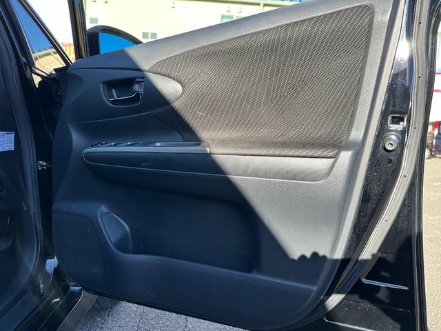 ウィッシュ ２．０Ｚ　社外ナビ／バックカメラ／クルーズコントロール／３列シート／ＥＴＣ２．０／ＣＤ＆ＤＶＤ再生／ブルーレイ対応／ブルートゥース再生／スマートキー／キーレスエントリー／パワーウィンドウ／パワーステアリング（51枚目）