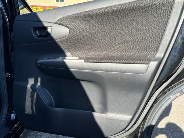 ウィッシュ ２．０Ｚ　社外ナビ／バックカメラ／クルーズコントロール／３列シート／ＥＴＣ２．０／ＣＤ＆ＤＶＤ再生／ブルーレイ対応／ブルートゥース再生／スマートキー／キーレスエントリー／パワーウィンドウ／パワーステアリング（53枚目）