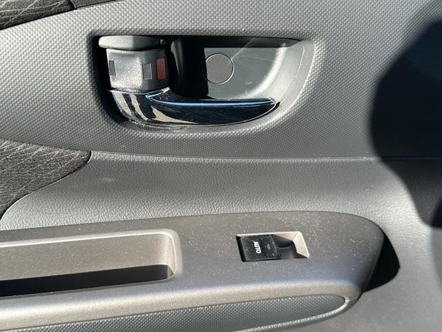 ウィッシュ ２．０Ｚ　社外ナビ／バックカメラ／クルーズコントロール／３列シート／ＥＴＣ２．０／ＣＤ＆ＤＶＤ再生／ブルーレイ対応／ブルートゥース再生／スマートキー／キーレスエントリー／パワーウィンドウ／パワーステアリング（55枚目）