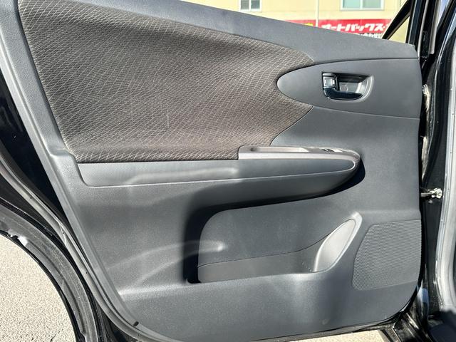 ウィッシュ ２．０Ｚ　社外ナビ／バックカメラ／クルーズコントロール／３列シート／ＥＴＣ２．０／ＣＤ＆ＤＶＤ再生／ブルーレイ対応／ブルートゥース再生／スマートキー／キーレスエントリー／パワーウィンドウ／パワーステアリング（56枚目）