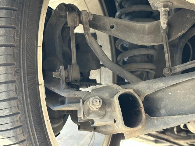 ウィッシュ ２．０Ｚ　社外ナビ／バックカメラ／クルーズコントロール／３列シート／ＥＴＣ２．０／ＣＤ＆ＤＶＤ再生／ブルーレイ対応／ブルートゥース再生／スマートキー／キーレスエントリー／パワーウィンドウ／パワーステアリング（74枚目）