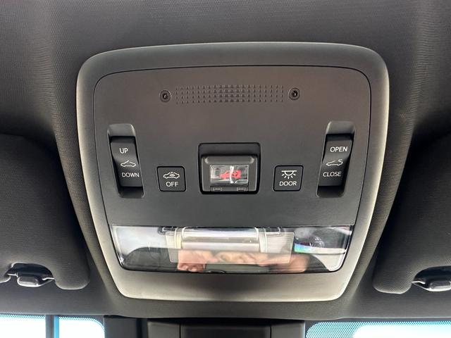 クラウン RS アドバンス サンルーフ/TRDエアロ/フルレザー/純正ナビ/フルセグTV/ヘッドアップディスプレイ/ブラインドスポットモニター/ベンチレーション/シートヒーター/ステアリングヒーター/ワンオーナー/シートメモリー(50枚目)