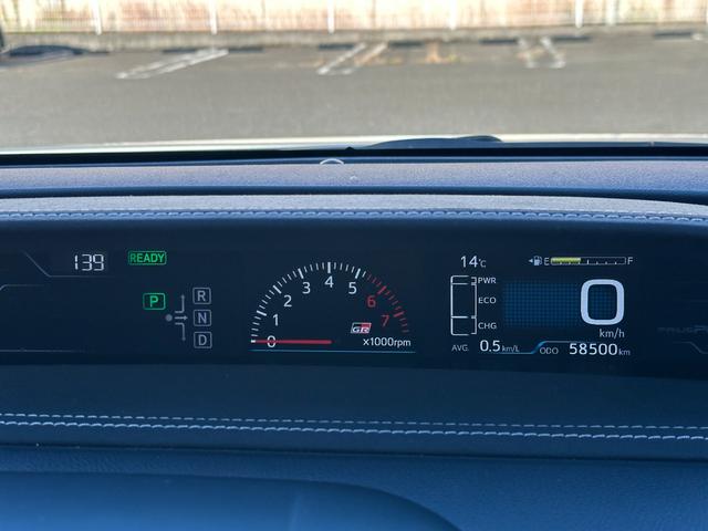 プリウスPHV Sナビパッケージ・GRスポーツ 純正11.6型ナビ/フルセグ/ハーフレザー/純正AW/バックカメラ/ETC2.0/シートヒーター/レーンアシスト/クルーズコントロール/衝突軽減装置/オートマチックハイビーム/ドライブレコーダー(22枚目)