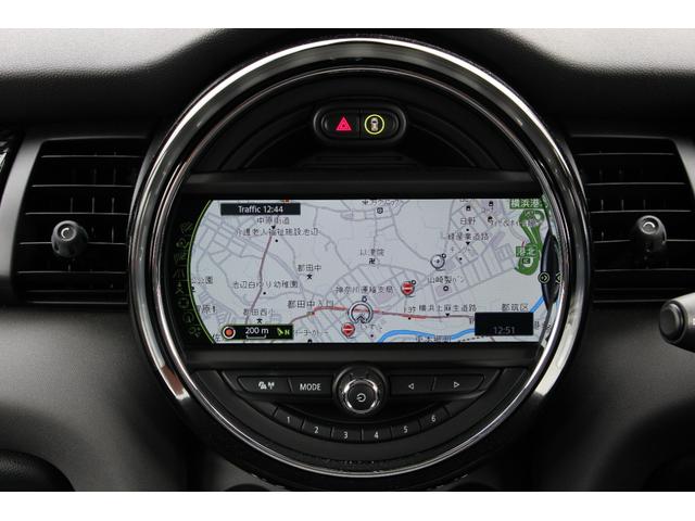 ＭＩＮＩ クーパーＳ　ムーンウォークグレーＥＴＣ　バックカメラ　ナビ　オートクルーズコントロール　アルミホイール　オートライト　サンルーフ　ターボ　スマートキー　アイドリングストップ　シートヒーター　ＡＴＡＢＳ　ＥＳＣ（11枚目）