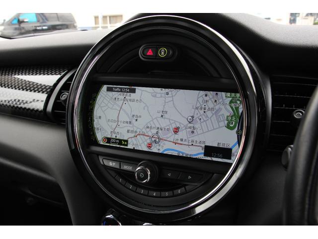 ＭＩＮＩ クーパーＳ　ムーンウォークグレーＥＴＣ　バックカメラ　ナビ　オートクルーズコントロール　アルミホイール　オートライト　サンルーフ　ターボ　スマートキー　アイドリングストップ　シートヒーター　ＡＴＡＢＳ　ＥＳＣ（13枚目）